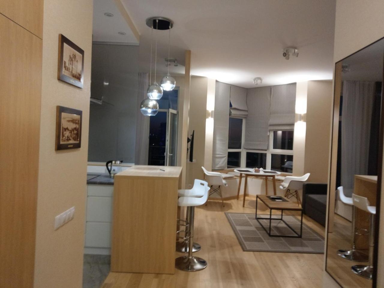 Comfortable Apartments French Quarter Акумулятори Світло Інтернет Завжди Kyiv Exterior photo